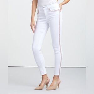 7 For All Mankind Runaway White & Pink Fringe Accent Crop Skinny Jeans (…